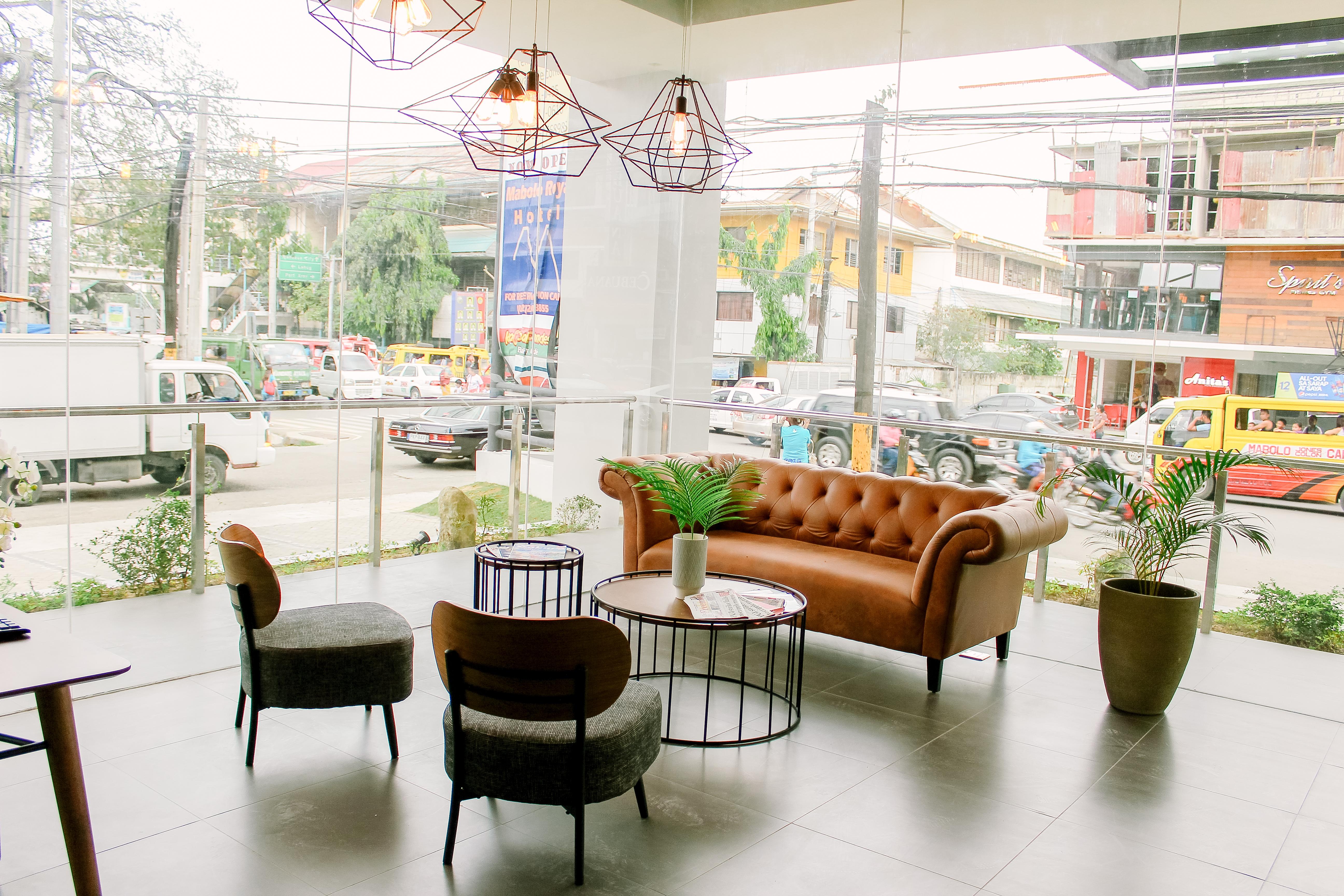 Mabolo Royal Hotel Cebu Exterior photo